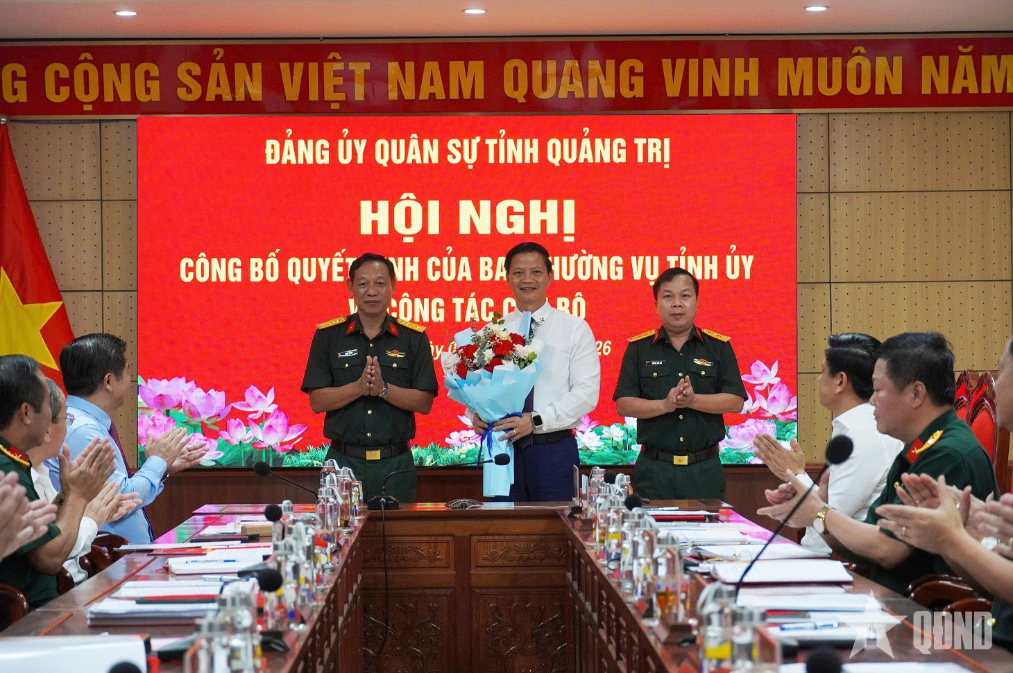 Công bố quyết định: Đồng chí Vương Quốc Tuấn làm Bí thư Đảng ủy Quân sự tỉnh Quảng Trị